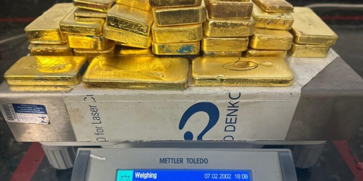 PF apreende 51 KG de ouro no Aeroporto de Boa Vista