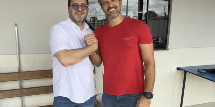 Deputados Alex Redano e Lucas Torres comemoram empenho R$ 1,7 milhão para recuperação de estradas vicinais em Buritis