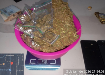 ARIQUEMES – GUARNIÇÃO ESPECIALIZADA DA PMRO APREENDE DROGAS E MATERIAIS USADOS NO TRÁFICO APÓS AÇÃO POLICIAL