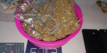 ARIQUEMES – GUARNIÇÃO ESPECIALIZADA DA PMRO APREENDE DROGAS E MATERIAIS USADOS NO TRÁFICO APÓS AÇÃO POLICIAL