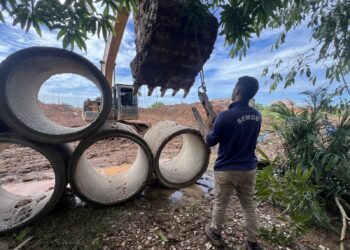 Prefeitura avança com obras de drenagem no bairro Lagoa Azul para reduzir alagamentos