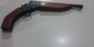 GUARNIÇÃO DA PMRO RETIRA DE CIRCULAÇÃO ARMA DE FOGO ARTESANAL DURANTE PATRULHAMENTO OSTENSIVO