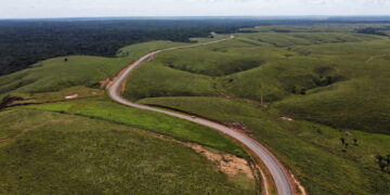 Com investimentos de R$ 2,61 bilhões em infraestrutura, governo de RO reforça segurança nas rodovias e mantém cidades conectadas