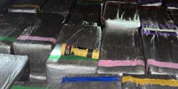 PF participa de operação internacional que resulta na apreensão de quase 10 toneladas de cocaína em alto-mar