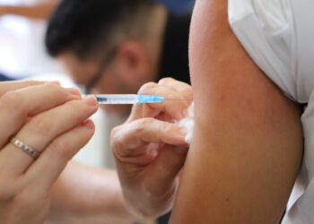 Governo de RO mantém vacinação contra gripe e reforça que variante da Influenza A não altera sintomas