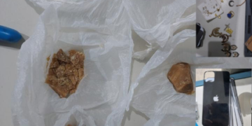 PM APREENDE ENTORPECENTES, OBJETOS SEM PROCEDÊNCIA E CUMPRE MANDADO DE PRISÃO DURANTE PATRULHAMENTO NOTURNO