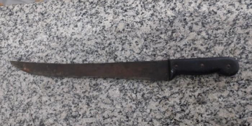 POLÍCIA MILITAR INTERVÉM EM OCORRÊNCIA DE VIOLÊNCIA DOMÉSTICA E IMPEDE AGRESSÃO EM IGREJA