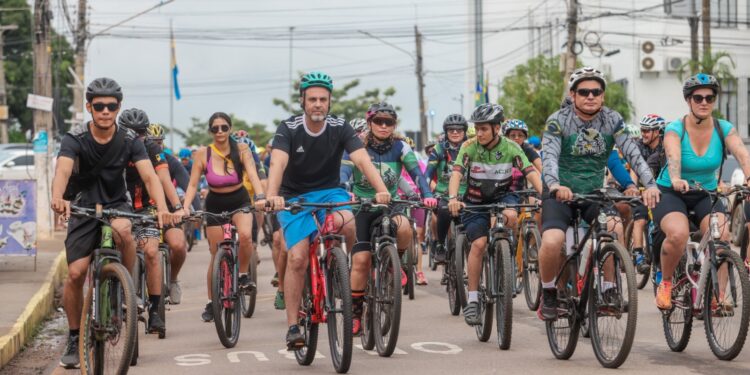 Bike Tour abre a programação do Dia da Instalação de Porto Velho com um percurso pela história da cidade