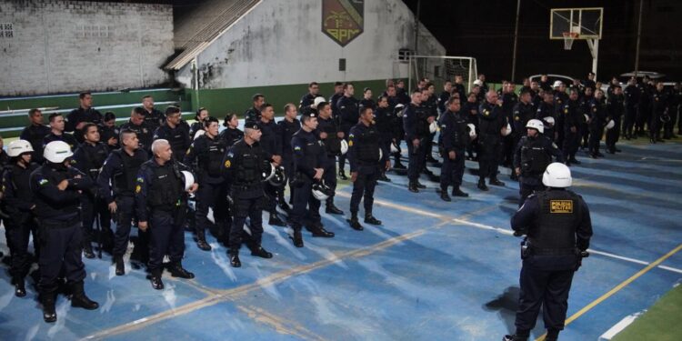 POLÍCIA MILITAR REFORÇA SEGURANÇA DURANTE O CARNAVAL EM RONDÔNIA