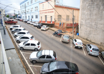 MOBILIDADE “Agora os clientes conseguem acessar as lojas”, diz vendedor sobre estacionamentos no centro de Porto Velho