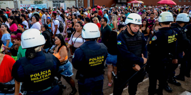 Governo de RO intensifica policiamento em locais de grande circulação durante o período de Carnaval