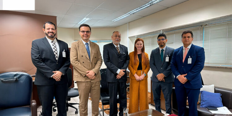 “Diálogo institucional gera resultado”, afirma presidente da OAB RO em reunião com o TRT-14