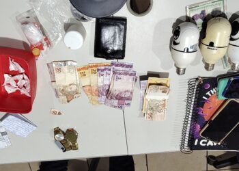 Polícia Militar na Zona Sul: PM conduziu 5 suspeitos por tráfico, incluindo cadeirante, com cocaína e TV de luxo em Porto Velho