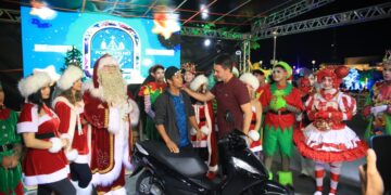 Programação de Natal encerra com sorteio de motocicleta no Parque da Cidade