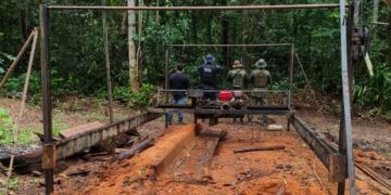 Força-tarefa do BPA, 5º BPM e SEDAM apreende serraria móvel na Estação Ecológica Samuel