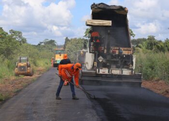 Deputado Alex Redano solicita recuperação da RO-464 entre Theobroma e Jaru