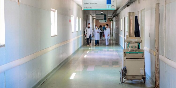 Deputado Alan Queiroz destina R$ 20 mil para aquisição de materiais de fisioterapia em Candeias do Jamari