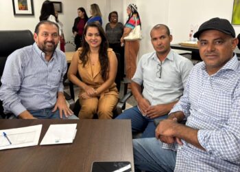 Deputado Laerte Gomes recebe representantes de mais de 15 municípios e reforça alianças para 2026