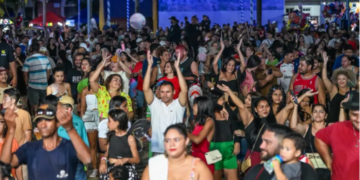 Quarta noite do Carnaval de Rio Branco terá concurso de blocos e shows até a madrugada
