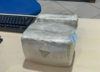 Passageiro é preso com 3 kg de maconha na BR-364