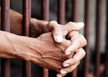 PC prende condenado por estupro contra a própria filha