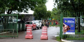 Carreta oftalmológica realiza mais de 700 cirurgias em menos de um mês