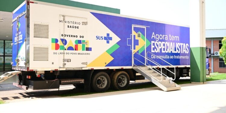 Em indicação, Cláudia de Jesus articula inclusão de municípios no programa Agora Tem Especialistas