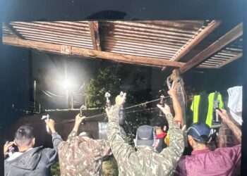 SUSPEITOS DE ATAQUE: Dois homens são presos com munições e celulares no Residencial Orgulho do Madeira, em Porto Velho- VEJA VÍDEO 