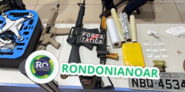 FORÇA TÁTICA: loira é presa com fuzil e duas réplicas de metralhadoras e drogas no Lagoa e chora ao chegar na Central.