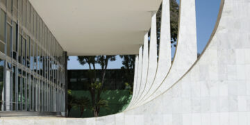 STF determina ao governo do RJ que apresente imagens de operação nos Complexos do Alemão e da Penha