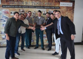 COMANDANTE-GERAL DA PM RECEBE PROPOSTAS À LEI DE PROMOÇÕES APRESENTADAS POR ASSOCIAÇÕES DE OFICIAIS E PRAÇAS