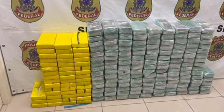 PF apreende 199 kg de cocaína e pasta base em abordagem na Região Metropolitana de Curitiba