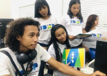 Aulas de 17 turmas de cursos técnicos que motivam jovens para ingressar no mercado de trabalho tem início, em Porto Velho