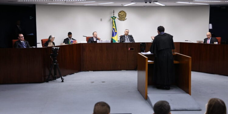 Defesas dos cinco réus do caso Marielle Franco e Anderson Gomes concluem sustentações orais