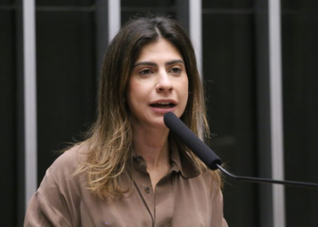 Câmara aprova divulgação, em meios de comunicação, de serviço para denúncias de violência contra a mulher