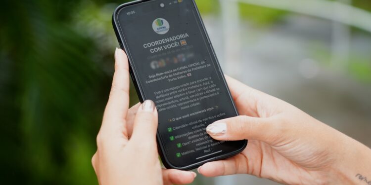 Mulheres podem acessar canal exclusivo de atendimento da Prefeitura