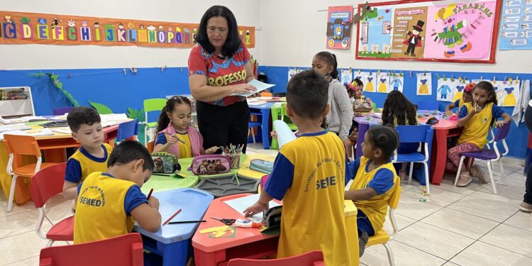 Convocação de professores melhora atendimento nas escolas municipais