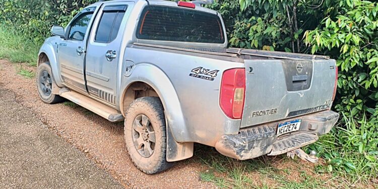 CAMIONETE FURTADA NA ZONA SUL DE PORTO VELHO É RECUPERADA DURANTE OPERAÇÕES PROTETOR DAS DIVISAS E FRONTEIRAS E VESÚVIO