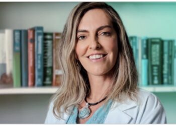 Quem é Tatiana Sampaio, a pesquisadora brasileira que tenta curar a paraplegia