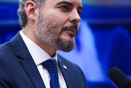 Urgência aprovada: projeto de Thiago Flores garante limite de 144h mensais e pagamento de hora extra para PMs e Bombeiros avança na Câmara