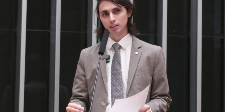 Projeto amplia uso da prisão preventiva em casos de violência doméstica