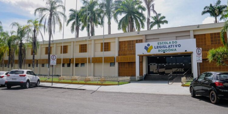 Escola do Legislativo abre calendário de 2026 com cinco cursos gratuitos em Porto Velho