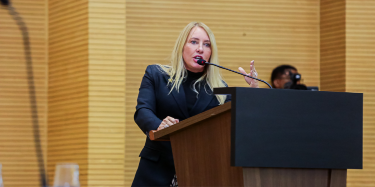 Ieda Chaves propõe modelo de condomínios residenciais para idosos em Rondônia