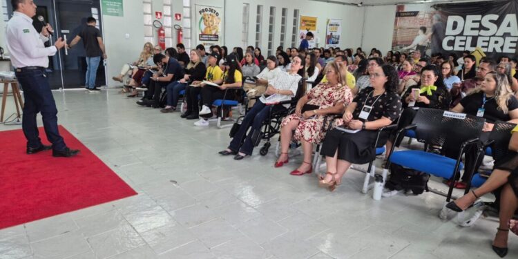 Encontro pedagógico fortalece formação e otimiza ações educativas de trânsito em Rondônia
