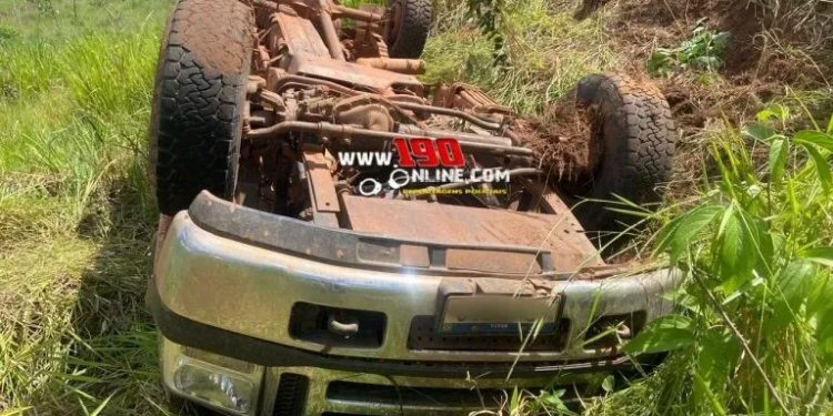 Motorista fica ferido após capotamento de caminhonete na Linha P. 50, em Alta Floresta do Oeste
