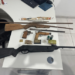 Após denúncia de ameaça, Polícia Militar encontra armas e materiais suspeitos dentro de residência em Theobroma