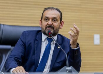 Laerte Gomes confirma pagamento de R$ 248 mil para aquisição de trator em Seringueiras