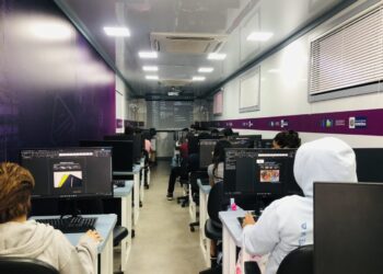 Inscrições para cursos na Escola Móvel de Informática estão abertas até domingo (22), em Porto Velho