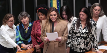 Câmara aprova pena de prisão de até 40 anos para crime de homicídio vicário