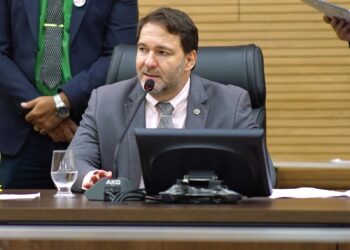 Alex Redano cobra envio imediato do PCCR do Ipem após mais de uma década de espera
